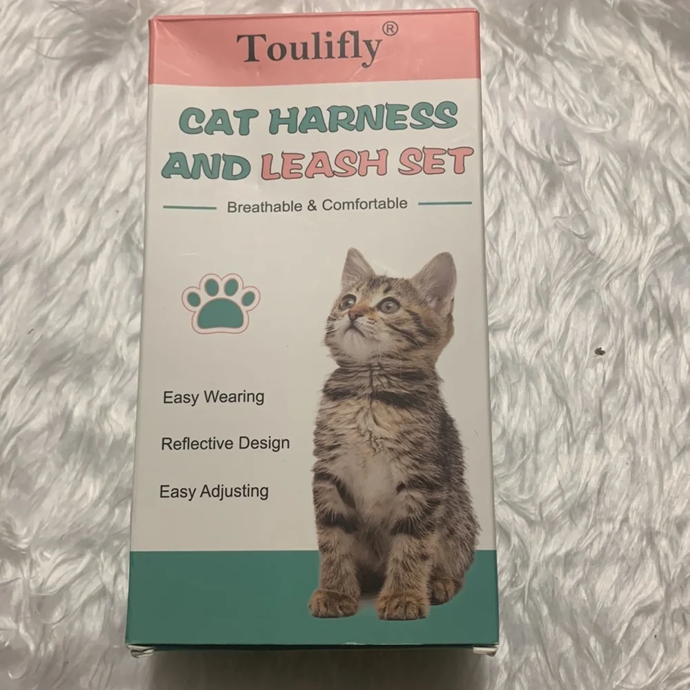 Cat harness and leash